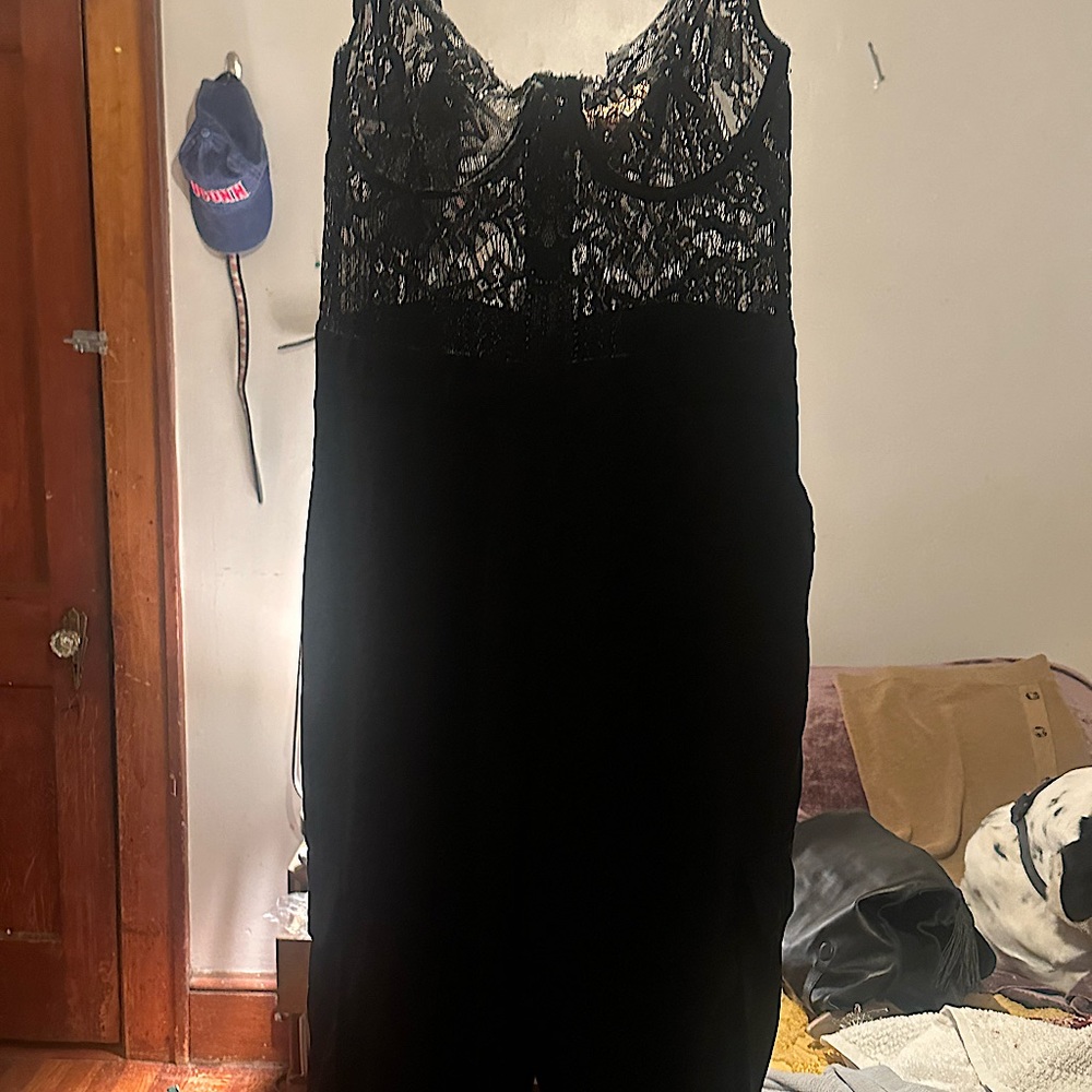 Jumpsuit - Picture 3 of 3